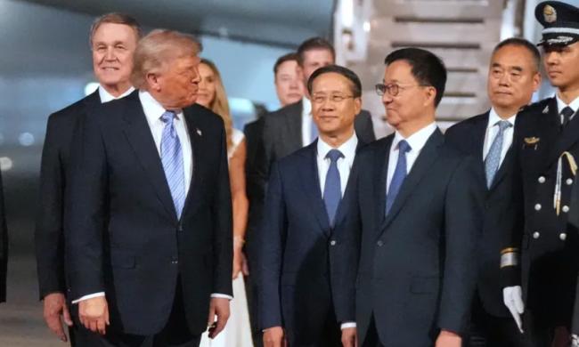 韩正接机胜过普京 中国超高规格接待川普释信号 韩正接机胜过普京 中国超高规格接待川普释信号