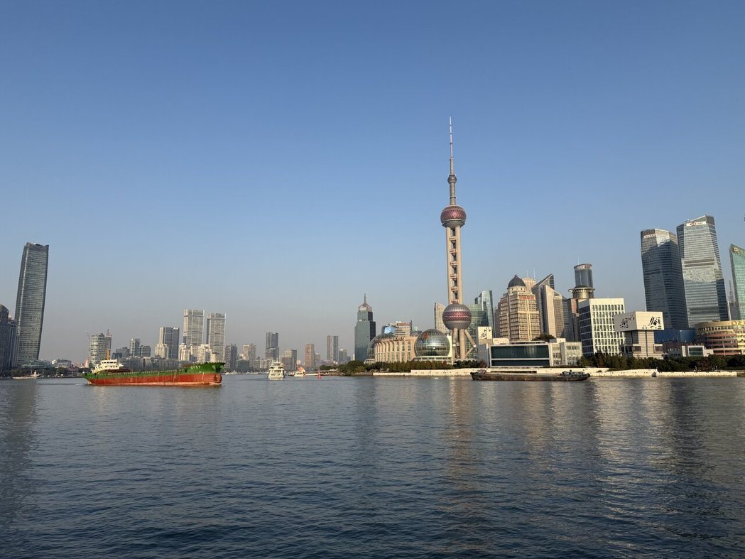 与会讲者(左起)台北市议员徐弘庭、前国安会秘书长苏起、前国安局局长李翔宙、对外关... 与会讲者(左起)台北市议员徐弘庭、前国安会秘书长苏起、前国安局局长李翔宙、对外关...