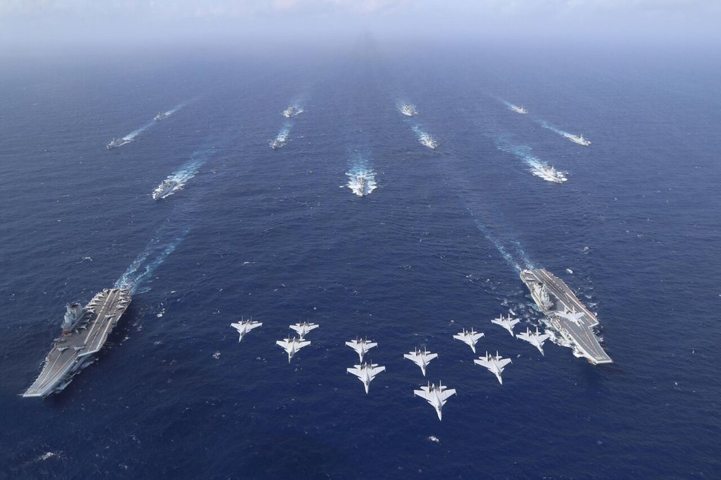 日本政府2026年版「防卫白皮书」草案日前曝光。共军19日痛批指出,这份草案大肆... 日本政府2026年版「防卫白皮书」草案日前曝光。共军19日痛批指出,这份草案大肆...