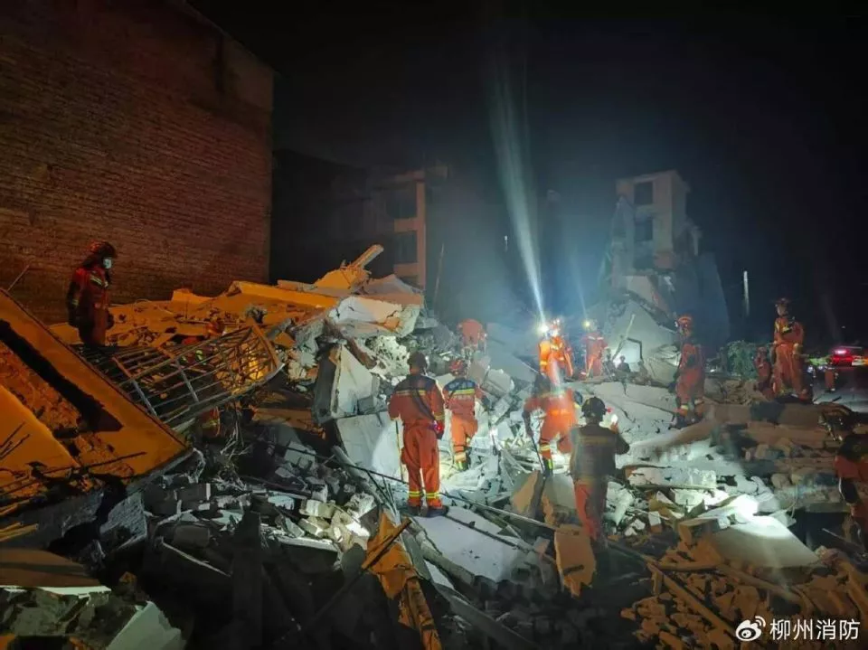 5.2级地震，为何致2人遇难、13栋房屋倒塌？