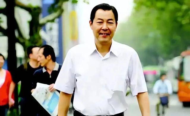 最令人诧异的贪官情妇：公公婆婆都是院士....
