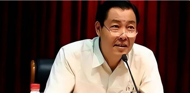 最令人诧异的贪官情妇：公公婆婆都是院士....