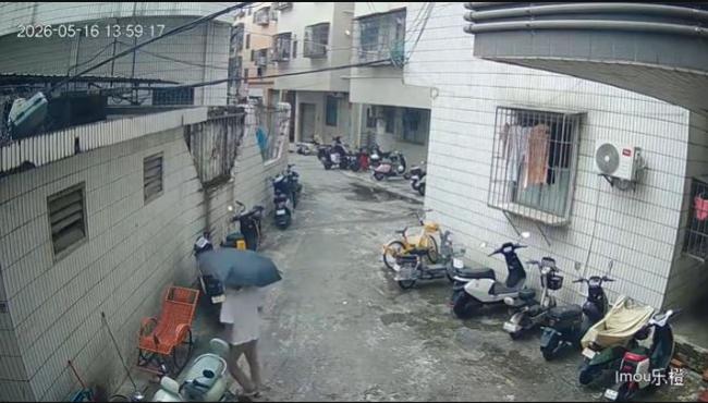 中国男子街头猝死 他“这样”离世…引爆全网